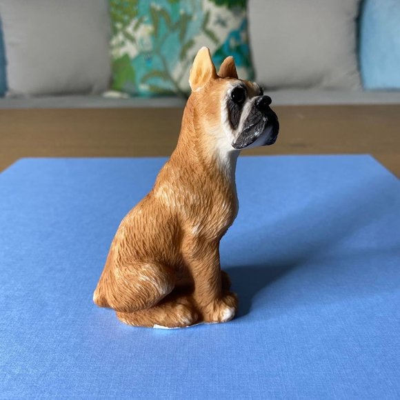 United Design Stone Critters Collection Sitting Boxer Sculpture Figurine - Picture 3 of 11